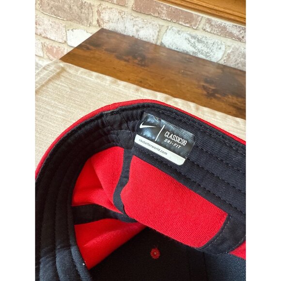 Nike Red & Black Swoosh Elastic One Size Hat Golf Classic 99 - Picture 9 of 16